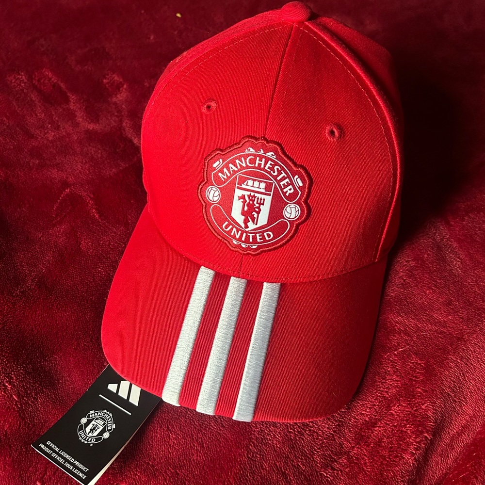 Manchester united hat
